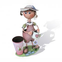 Уличная подставка для цветов - кашпо Девочка с лейкой и бабочкой на шляпе